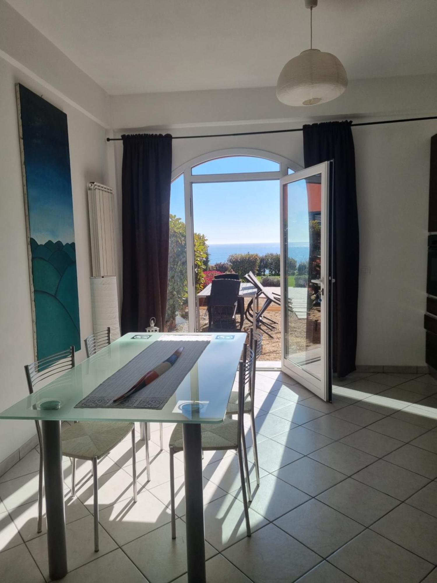 Agriturismo La Tuffatrice Imperia Oda fotoğraf